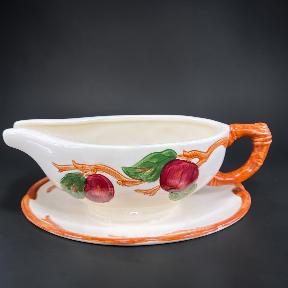 Franciscan Apple Gravy Boat Attached Underplate Vintage USA Gladding McBean 9in